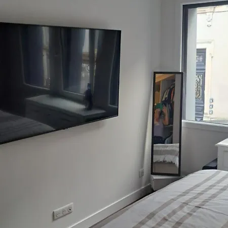 Loft Wagram - 24h - 10min Circuit En Tram 别墅 *